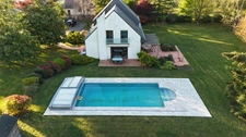 PROPRIETE AVEC PARC ARBORE ET PISCINE, AUX PORTES DU MANS