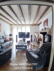 A Vendre -  Maison de bourg rénovée – 190 m² – 5 chambres – équipements modernes : une opportunité rare au centre bourg. MORTAIN (50)