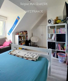 À vendre – Pavillon 6 pièces, 151 m², 4 chambres dont 1 au Rdc, terrain 2 500 m² – Luminosité, rénovation, confort à Vire Normandie (14).