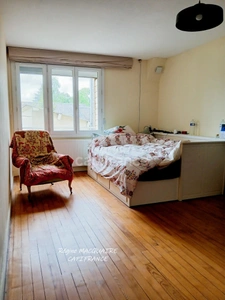 For Sale – Renovated village house – 190 m² – 5 bedrooms – modern features: a rare opportunity in the town centre. MORTAIN (50)