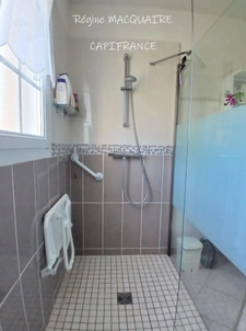 A vendre : Maison d'env. 104 m², 3 chambres, terrain de 535 m², sous-sol complet et combles aménageable à Vire (14)