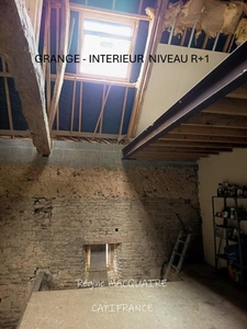 Bâtisse du XVIᵉ siècle à réhabiliter & Grange en cours de travaux – Ensemble foncier de 11 133 m² – Saint-Vigor-des-Monts (50420) 