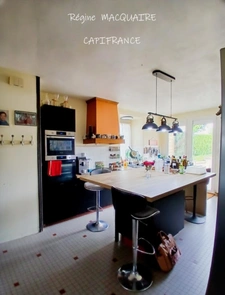For Sale – Renovated village house – 190 m² – 5 bedrooms – modern features: a rare opportunity in the town centre. MORTAIN (50)