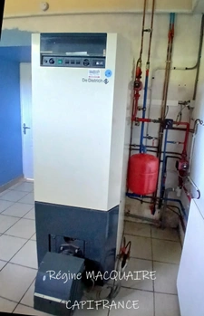 Maison en pierre à Sourdeval (50) – 4 pièces – 3 chambres dont 1 au rdc + dépendances – Terrain 2 500 m²