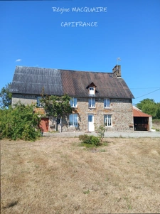 A Vendre : Maison et bâtiments en pierre à rénover sur 3,2 ha + dépendances à Valdallière - 14350