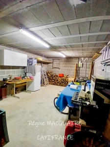 A vendre : Maison d'env. 104 m², 3 chambres, terrain de 535 m², sous-sol complet et combles aménageable à Vire (14)