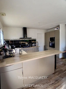 À vendre – Pavillon récent de plain‑pied (RT2012) : 4 pièces, 3 chambres, 1 259 m² de terrain, 44 m² de combles aménageables – Vire (14)