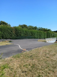 À vendre – Pavillon 6 pièces, 151 m², 4 chambres dont 1 au Rdc, terrain 2 500 m² – Luminosité, rénovation, confort à Vire Normandie (14).