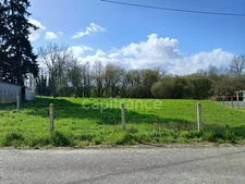 À vendre – Terrain  845 m² (extension possible ) - Axe Vire / Caen – Arrêt de bus à proximité 