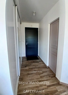 À vendre – Pavillon récent de plain‑pied (RT2012) : 4 pièces, 3 chambres, 1 259 m² de terrain, 44 m² de combles aménageables – Vire (14)