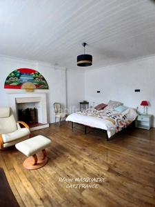 For Sale – Renovated village house – 190 m² – 5 bedrooms – modern features: a rare opportunity in the town centre. MORTAIN (50)