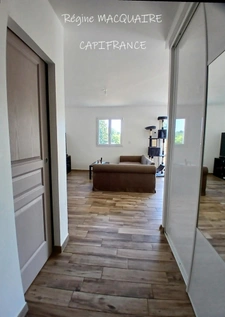 À vendre – Pavillon récent de plain‑pied (RT2012) : 4 pièces, 3 chambres, 1 259 m² de terrain, 44 m² de combles aménageables – Vire (14)