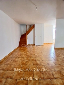House for sale – 4 rooms, SOURDEVAL (50): 3 bedrooms, garage and private outdoor space