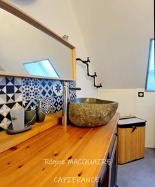 À vendre – Pavillon 6 pièces, 151 m², 4 chambres dont 1 au Rdc, terrain 2 500 m² – Luminosité, rénovation, confort à Vire Normandie (14).