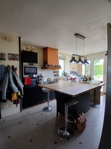 A Vendre -  Maison de bourg rénovée – 190 m² – 5 chambres – équipements modernes : une opportunité rare au centre bourg. MORTAIN (50)