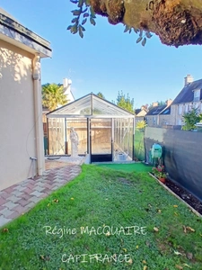 A vendre : Maison d'env. 104 m², 3 chambres, terrain de 535 m², sous-sol complet et combles aménageable à Vire (14)
