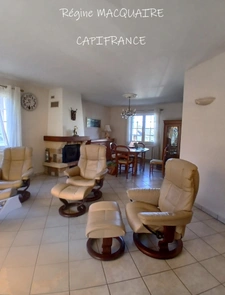 A vendre : Maison d'env. 104 m², 3 chambres, terrain de 535 m², sous-sol complet et combles aménageable à Vire (14)
