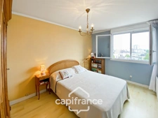 À VENDRE - BREST(29200) Rentabilité possible : + de 9% NETTE - PLACE STRASBOURG - APPARTEMENT T5 - 105 M² HABITABLES - DERNIER ÉTAGE - 2 SALLES DE BAIN
