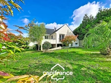 À VENDRE - LE FAOU (29590) - MAISON RÉNOVÉE F3/4 - 115 M² HABITABLES - TERRAIN 828 M² - POMPE À CHALEUR