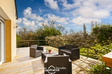 À VENDRE LOPERHET (29470) - MAISON CONTEMPORAINE F5 - SURFACE 134 M² - Terrain 518 M² - NORMES PMR - GARAGE