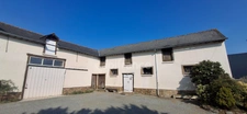 House for sale with 6 rooms and large outbuildings (35)