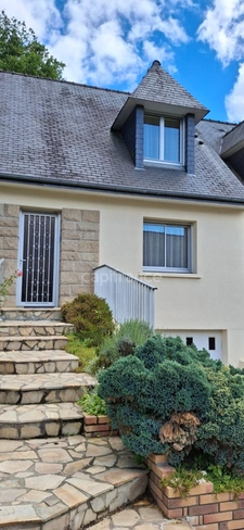 « Maison séjour double, 4 chambres, proche du centre à Pacé »