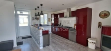 House for sale with 6 rooms and large outbuildings (35)