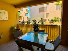 Appartement à vendre 4 pièces HYERES (83) - Plain pied - 2 parkings - 2 terrasses
