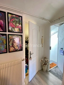 2-room apartment for sale in Toulon (83) - Claret district - Through-unit