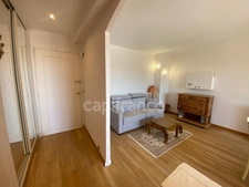 2-room apartment for sale in Hyères (83) - Port of Hyères - Parking - Terraces