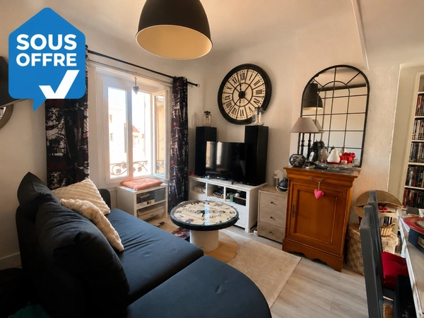 Appartement à vendre 2 pièces TOULON (83) - Quartier Claret - Traversant