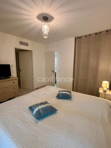 Appartement à vendre 4 pièces HYERES (83) - Plain pied - 2 parkings - 2 terrasses