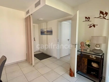 Appartement à vendre 4 pièces HYERES (83) - Plain pied - 2 parkings - 2 terrasses