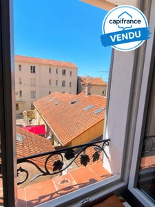 Appartement à vendre 2 pièces TOULON (83) - Quartier Claret - Traversant