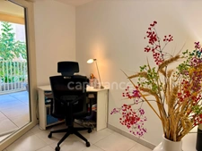 Appartement à vendre 4 pièces HYERES (83) - Plain pied - 2 parkings - 2 terrasses