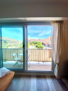 2-room apartment for sale in Hyères (83) - Port of Hyères - Balcony - Unobstructed view 