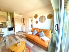 2-room apartment for sale in Hyères (83) - Port of Hyères - Balcony - Unobstructed view 