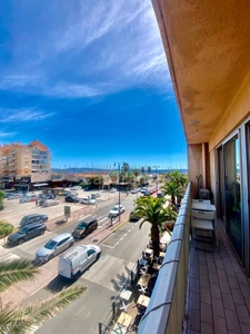 2-room apartment for sale in Hyères (83) - Port of Hyères - Balcony - Unobstructed view 