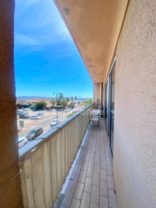 2-room apartment for sale in Hyères (83) - Port of Hyères - Balcony - Unobstructed view 