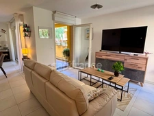 Appartement à vendre 4 pièces HYERES (83) - Plain pied - 2 parkings - 2 terrasses