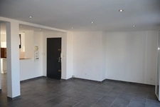 Faux F4 avec Terrasse+cave Montpellier St Cléophas / Nouveau Saint Roch