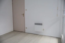 Montpellier Croix d'Argent F2 avec terrasse et parking privatif