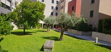 SAINT JEAN DE VEDAS (34) F3 avec grande terrasse et parking en sous-sol
