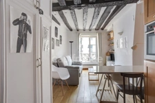Dpt Paris (75), PARIS 1ER Arrt - Studio 21 m2 - 4ème étage - Quartier Saint-Germain-l'Auxerrois 