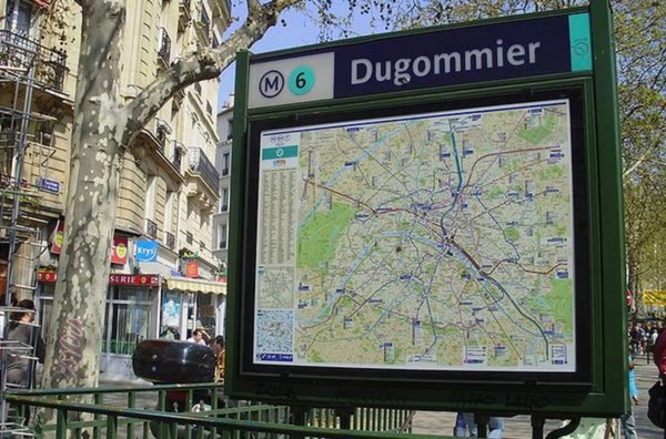 Dpt Paris (75),  À Paris 12ème Arrt, Studio de 18 m2 au calme sur cour