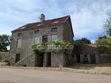 Maison de village de 6 pièces à MONTIGNY SAINT BARTHELEMY (21)