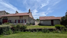 Maison de village de 5 pièces avec dépendances 