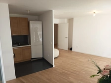 Bright 2-Bedroom Apartment with Terrace (10m²) – Energy Class B – Built in 2016 – Near Metro, RER & Bus