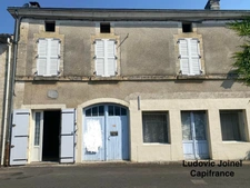 A vendre maison de Bourg avec jardin 4 Pièce LIGUEUX (24)