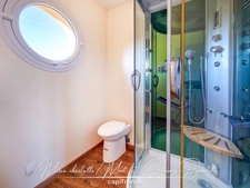 Belle villa avec jardin arboré et prestations soignées